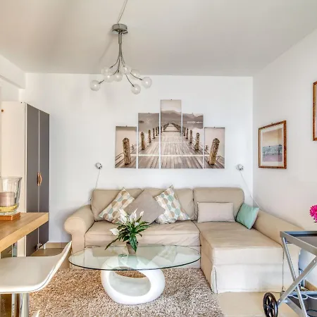 Apartment Le Newport By Interhome